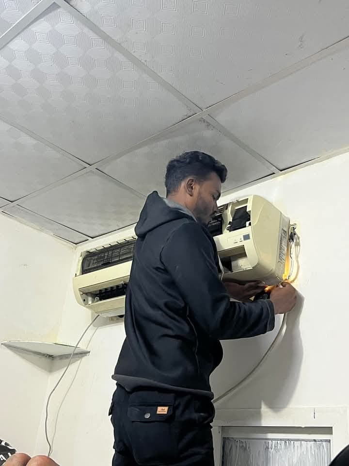 AC Water Leakage Service